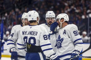 Toronto Maple Leafs' ni år lange slutspilsrække er ved at blive brudt